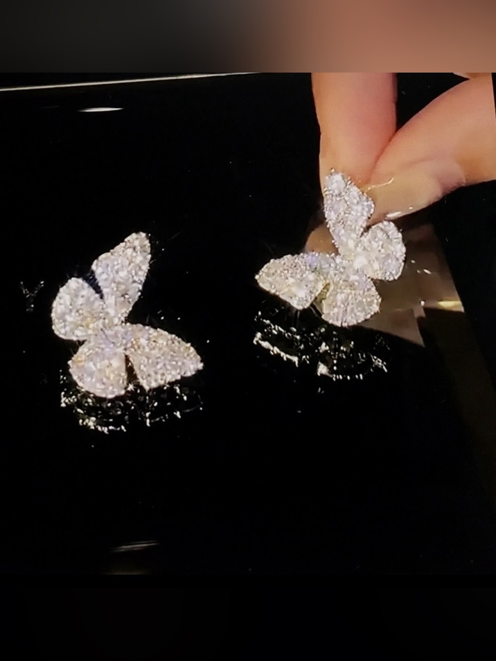 Fashion Jewelry Crystal Butterfly Stud Earrings - Silver